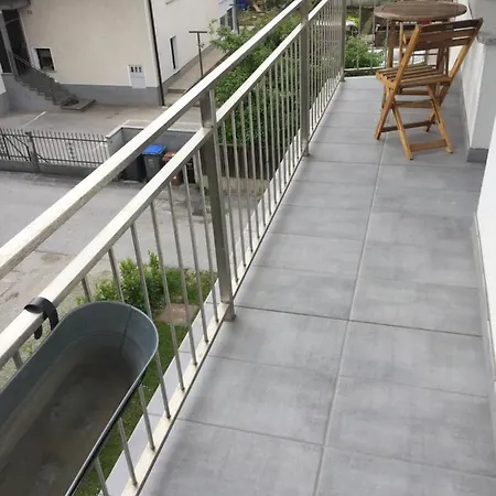 Nastanitev v družini Guest House Ljubljana